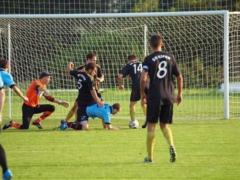 Futbal: Cífer si poradil so Šulekovom, béčko Malženíc vyhralo v Bíňovciach