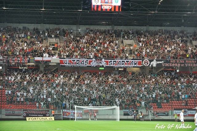 Na Kollárovej zákazali v nedeľu predaj alkoholu pre futbalový zápas