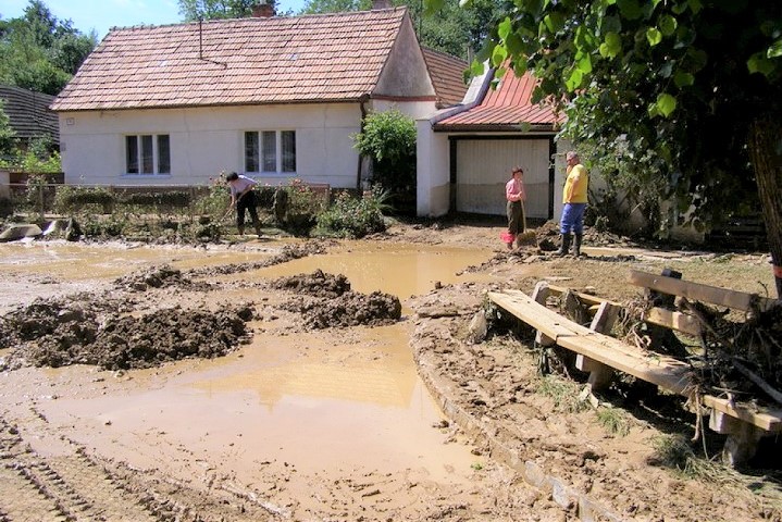 Peniaze z krízového fondu pôjdu aj do Bíňoviec, Zelenča, Majcichova a ďalších obcí