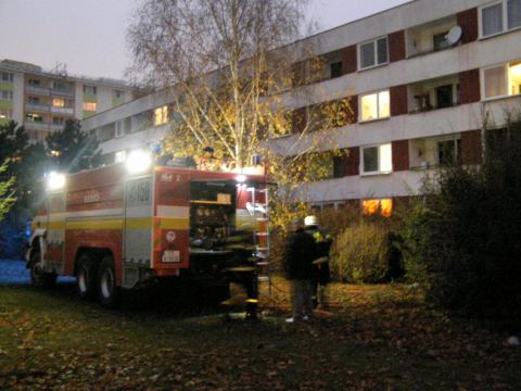 VIDEO: Majiteľka odišla a byt jej zatiaľ vyhorel skoro do tla