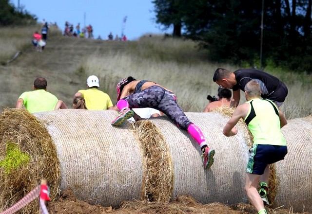 Na Bezovci mal premiéru crossrace, vytrvalci bojovali v náročných disciplínach