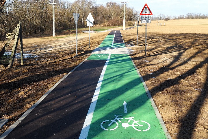 Na jar pribudnú cyklotrasy v Šulekove, Dolných Lovčiciach, neskôr aj v Piešťanoch