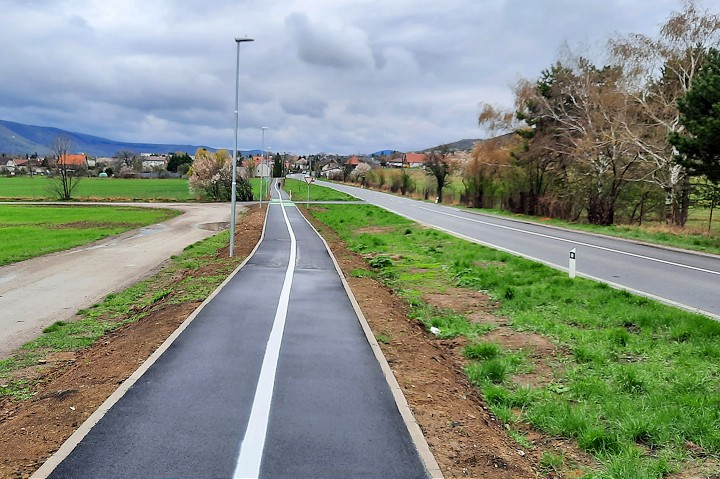 Smolenice dobudovali nový cyklochodník, opäť spustili aj zdieľané bicykle