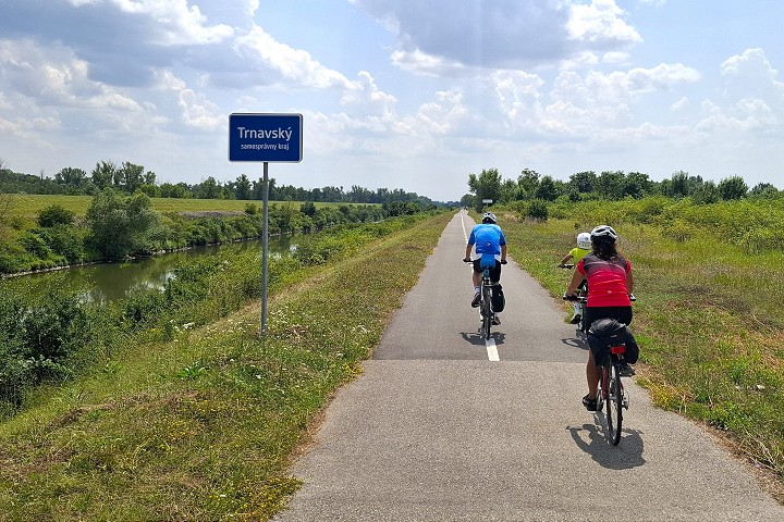 Na Vážskej cyklomagistrále pri Piešťanoch zaznamenali 130-tisíc prejazdov cyklistov