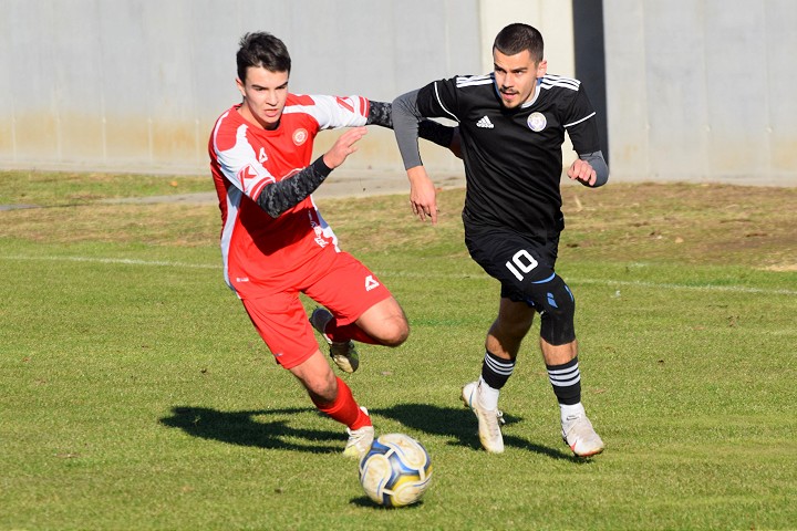 Futbal, 6. liga: Kátlovce vyhrali v Zavare, Zeleneč deklasoval Voderady