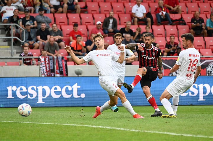 Spartak zdolal Liptovský Mikuláš a poskočil na druhé miesto tabuľky