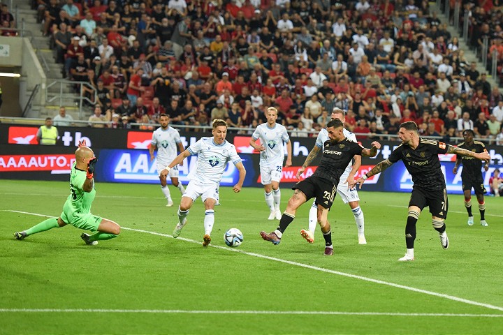 Futbalová glosa: Lukáš Štetina premenoval pilku nožnu na pilku nožničkowu