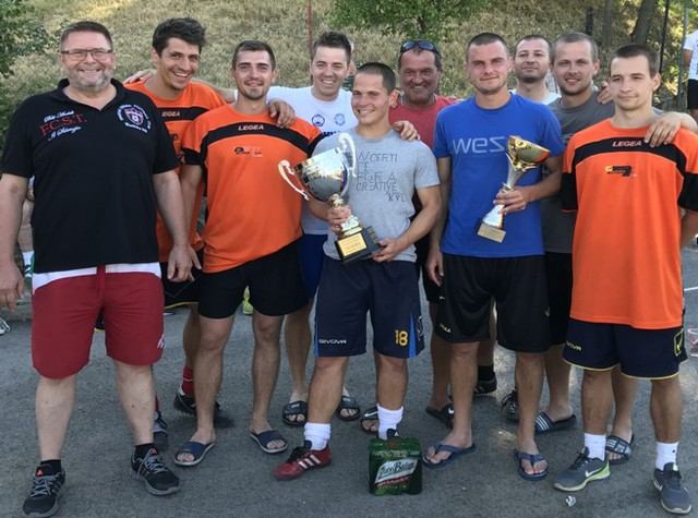 Futbalový turnaj v Dechticiach vyhral TJ Družstevník