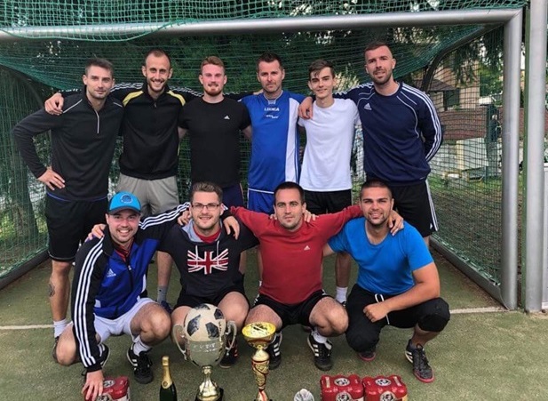 Na turnaji v Dechticiach dominovali rozhodcovia, spartakovci priniesli majstrovskú trofej
