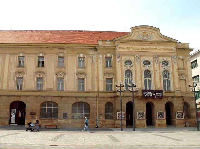 Ach tie ženy, ach tí muži! Expert na humor v trnavskom divadle neušetrí ani jedno pohlavie
