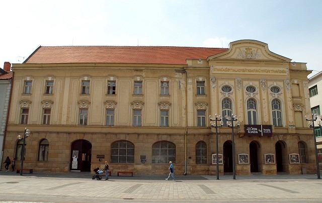 Trnavské divadlo bude mať novú fasádu, Galéria Jána Koniarka zasa strechu