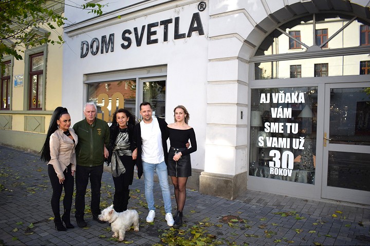 Dom svetla v Trnave má dlhoročnú tradíciu, ponúka aj návrh osvetlenia zdarma