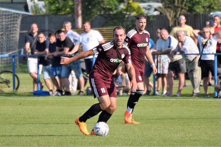 Kam za futbalom? Nitru nahradí tím z baráže, deviate ligy majú nový model