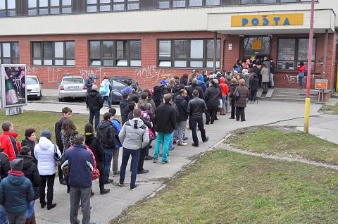Slovenská pošta pripravila na sobotu dražbu obsahu nedoručených balíkov