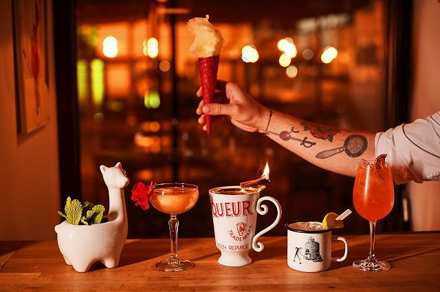Na Trnava Rum Fest priviedol svetovú špičku: Róbert Šajtlava je barovou osobnosťou roka