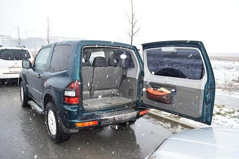 Policajti zadržali dílera marihuany, mal aj zbraň a strelivo