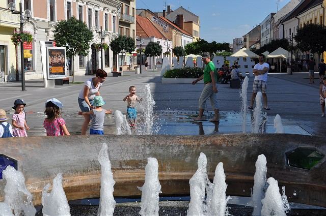 Na pešej zóne fungujú rozptyľovače vodnej hmly