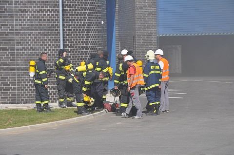 VIDEO ZO ZÁSAHU: Malženická elektráreň je už pod kontrolou