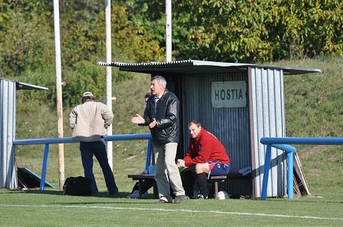 Prašník ide do futbalového boja s novým šéfom