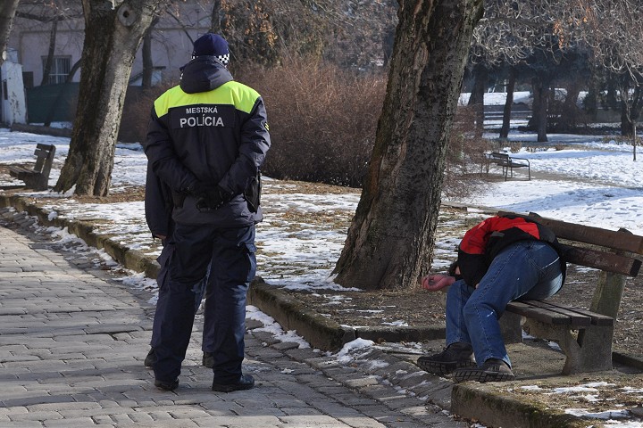 Trnavská charita počas Noci vonku umožní ľuďom prespať na ulici