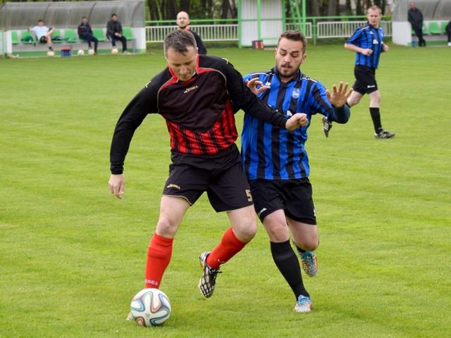 Futbal, 8. liga A: Dlhá vyhrala nad rezervou Malženíc, Bíňovce deklasovali Sláviu