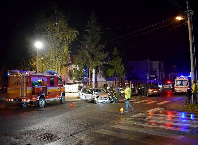 Na Slnečnej prišlo k ďalšej dopravnej nehode, v aute sa viezla aj tehotná žena
