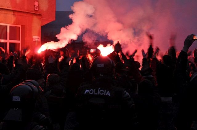 Fanúšikovia Trenčína pôsobili v Trnave bez väčších problémov