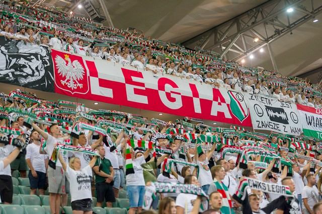 Poľské médiá kritizujú Legiu po prehre so Spartakom, navrhujú garážový výpredaj