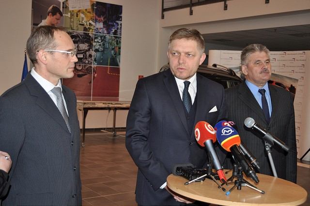 Trnavský Peugeot potrebuje ďalších ľudí, šancu dá aj dlhodobo nezamestnaným