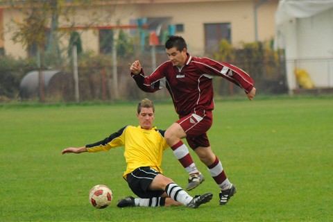 Futbal, OSB: Madunice znova zakopli