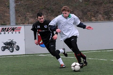Bývalí corgoňligisti bojovali v Krakovanoch proti žene