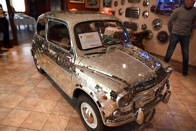 V Trnave otvorili retro múzeum, vystavuje aj disko guľu na kolesách