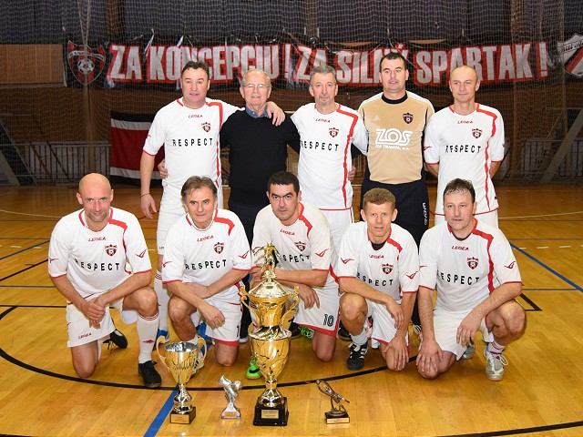 Starí páni Spartaka ukázali, ako sa hrá futbal. Vyhrali Predsilvestrovskú futbalovú šou