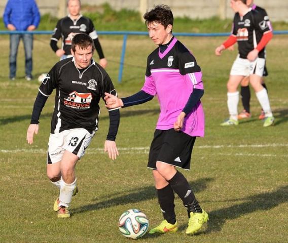 Futbal, 6. liga: Leopoldov sa po víťazstve v Majcichove dostal na čelo, Horná Krupá zakopla