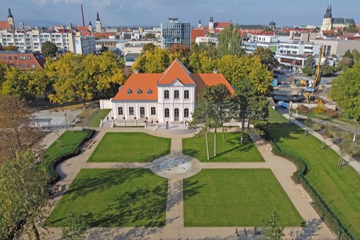 Trnava 2026: Nové elektrobusy, poliklinika, obnovené historické budovy aj Linčianska