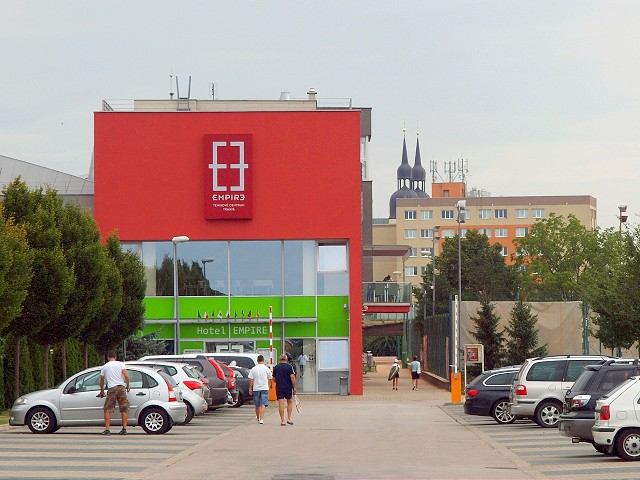 V utorok sa v Trnave predstavia v tenisovej exhibícii Kučera, Hrbatý, Krošlák a Novák