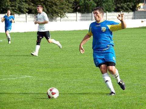 Futbal, OSA: Lokomotíva vydrela tri body s Dobrou Vodou, v Bučanoch padali góly v závere