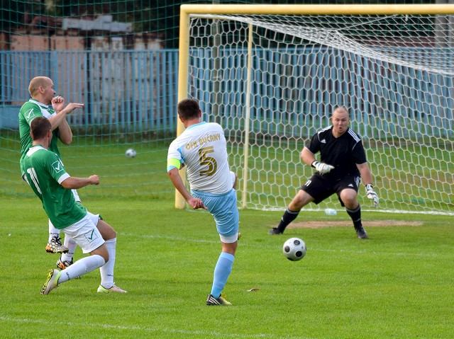Futbal, 7. liga A: Bučany vyprášili Ružindol, Špačince deklasovali Naháč