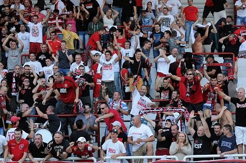Lístky na derby Spartak - Slovan sa míňajú, zostalo päťsto kusov