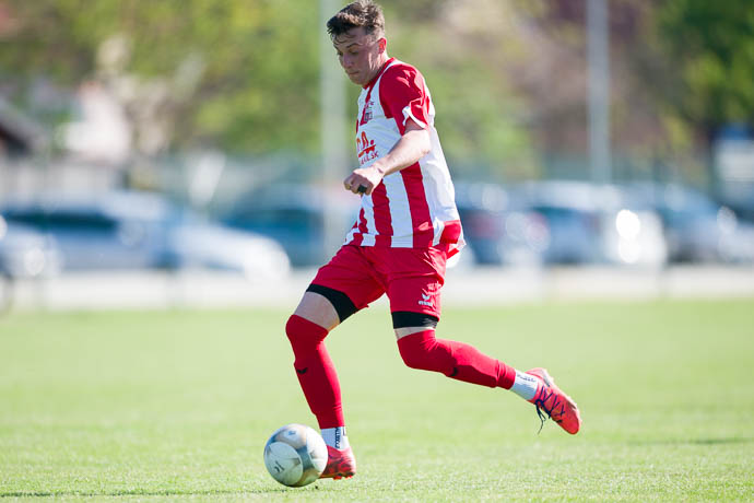 Futbal, 8. liga A: Modranka a Križovany dali 8 gólov, Hrnčiarovce a Biely Kostol 7