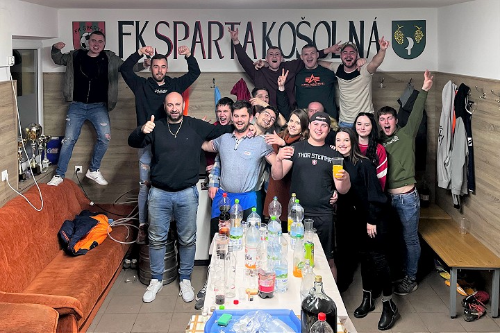 Futbal, 7. A: Košolná porazila Dechtice, Smolenice remizovali s Ružindolom