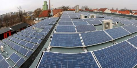 Lacnejšia ekologická elektrina pochádza zo strechy
