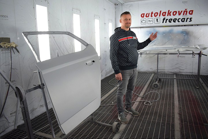 Stala sa vám dopravná nehoda? Trnavský Freecars vybaví všetko potrebné za vás