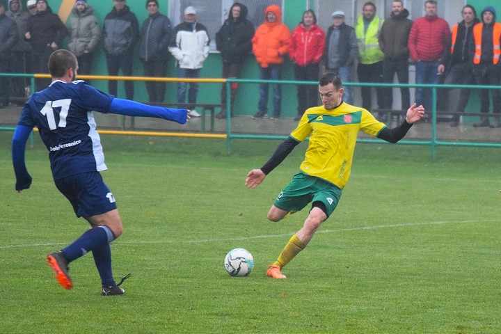 Počasie mení futbalový program, víkendové zápasy nižších súťaží odložili