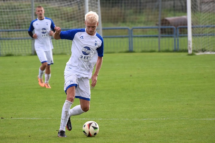 Futbal, 7. liga: Siladice oslavujú prvenstvo, Gábriš dal za Červeník 7 gólov