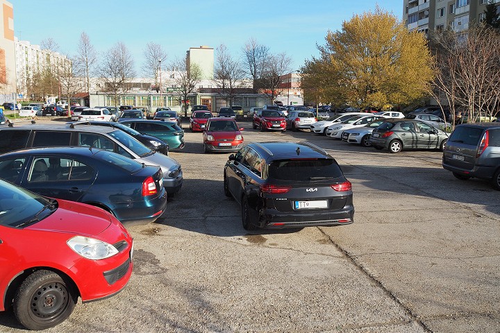 Trnava sa nedohodla s firmou na cene, súťaž na parkovací dom na Golianovej zopakuje