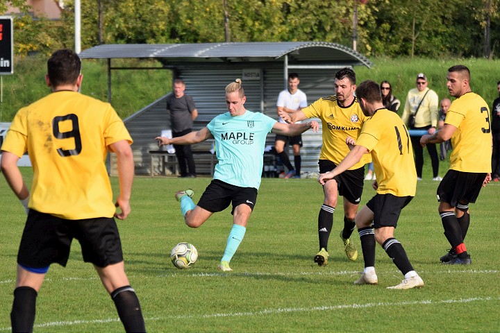 Futbal, 7. liga: Siladice vyhrali v Ružindole, Šuranovci si body rozdelili