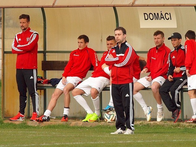 Futbal, 3. liga: Céčko obralo o body Veľký Meder, Vrbové remizovalo s Nededom