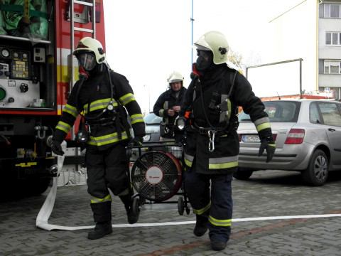 Nové sídlo mať nebudú, staré rekonštruovať nemôžu