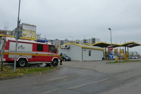 Paniku na Avanti spôsobil ruksak, z ktorého vytekala zelená látka